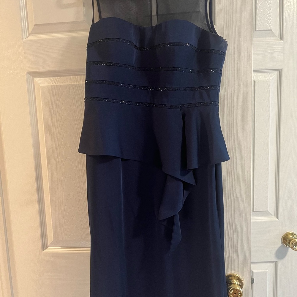 Elegant Navy Blue Sleeveless Dress